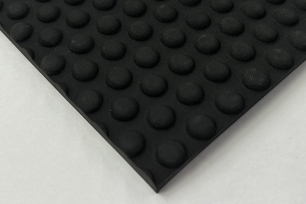 合成 ゴムシート 1mm厚×幅1M×長さ4.3M CR ゴムマット 合成 ゴムシート 5mm厚×幅1.5M×長さ1.6M CR ゴムマット